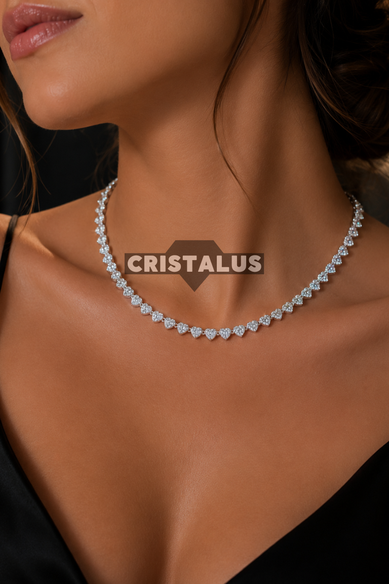Collar de Corazones con Micro Circones